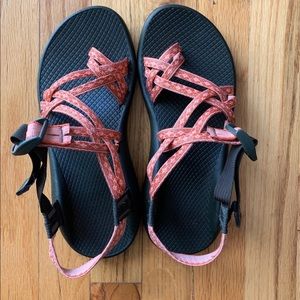 Women’s chacos size 8